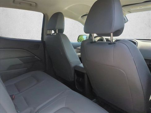 Used 2017 Chevrolet Colorado W/T RWD image 26