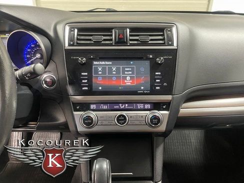 Used 2017 Subaru Outback 3.6R Touring w/ Popular Package #5A AWD/4WD image 16