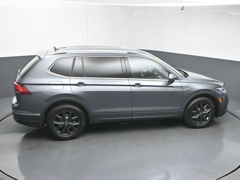 Used 2024 Volkswagen Tiguan SE FWD image 50