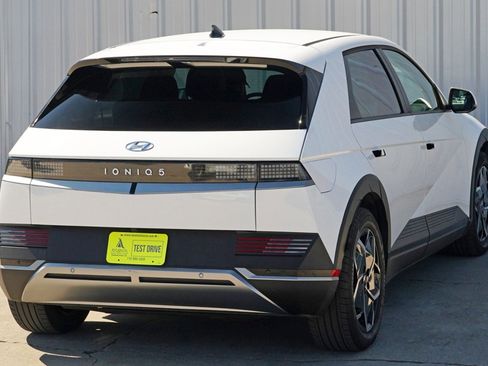 Used 2024 Hyundai Ioniq 5 SEL image 51