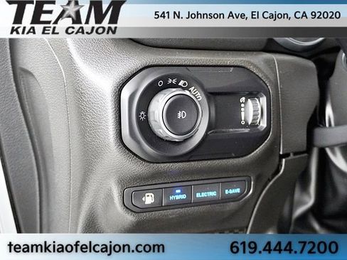 Used 2023 Jeep Wrangler Unlimited Sahara AWD/4WD image 25