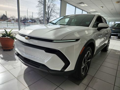 New 2026 Chevrolet Equinox EV LT w/ Comfort Package image 3