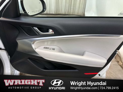 Certified 2025 Genesis G70 2.5T image 17