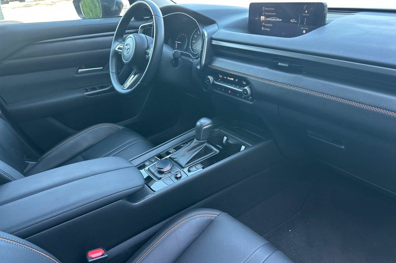 Certified 2026 MAZDA CX-50 AWD 2.5 Hybrid w/ Premium Pkg image 15