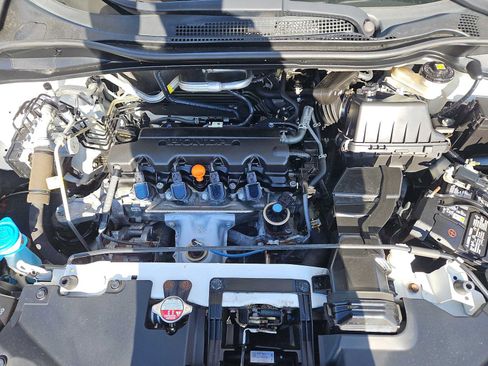 Certified 2021 Honda HR-V LX image 28