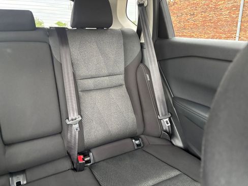 Used 2025 Nissan Rogue SV FWD image 37
