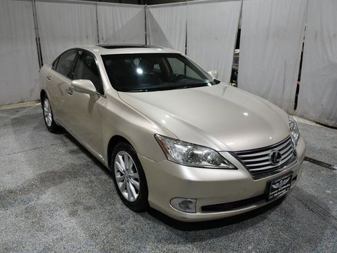 Used 2010 Lexus ES 350 image 3