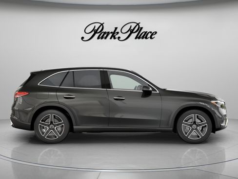 Used 2026 Mercedes-Benz GLC 300 4MATIC image 18