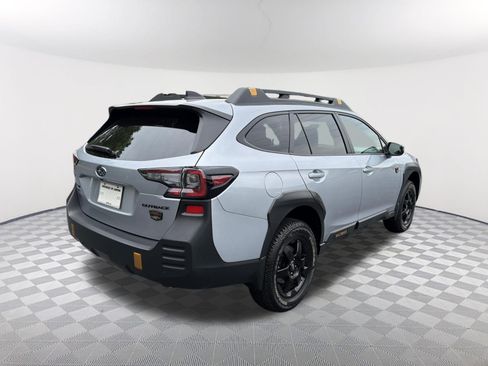Used 2025 Subaru Outback Wilderness w/ Wilderness Package AWD/4WD image 5