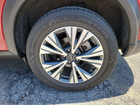 Used 2023 Nissan Rogue SV image 26