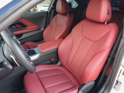 Used 2025 BMW 230i Coupe w/ M Sport Package RWD image 10