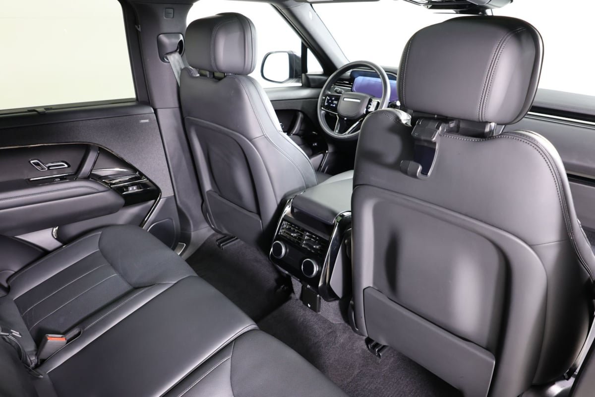 Used 2024 Land Rover Range Rover Sport Dynamic SE AWD/4WD image 40