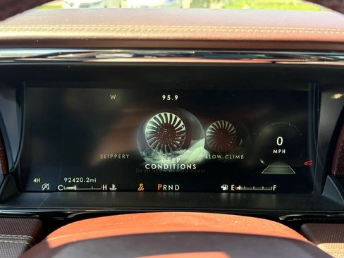 Used 2019 Lincoln Navigator L Black Label w/ Cargo Package AWD/4WD image 29