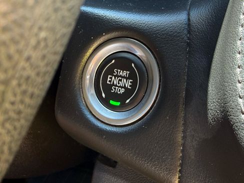 Used 2021 Chevrolet Tahoe 2WD w/ 1FL Safety Package image 31