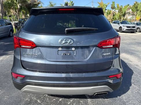 Used 2017 Hyundai Santa Fe Sport FWD image 4