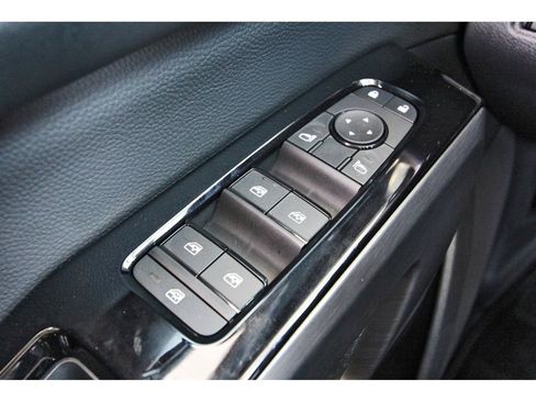 New 2026 Nissan Pathfinder SL image 21