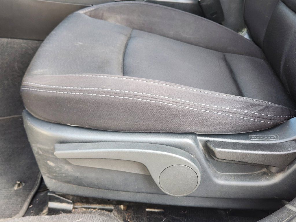 Used 2016 Subaru Legacy 2.5i AWD/4WD image 12