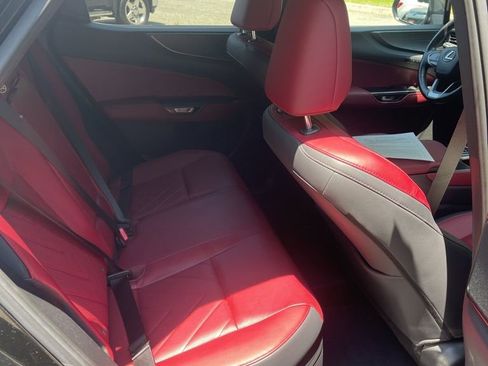 Used 2024 Lexus NX 450h+ AWD w/ Luxury Package image 20