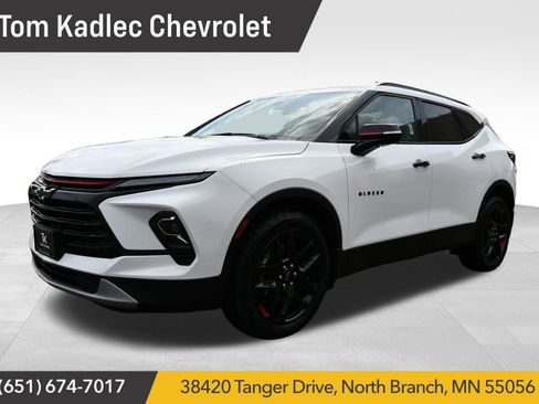 Used 2023 Chevrolet Blazer LT w/ Sound & Technology Package AWD/4WD image 1