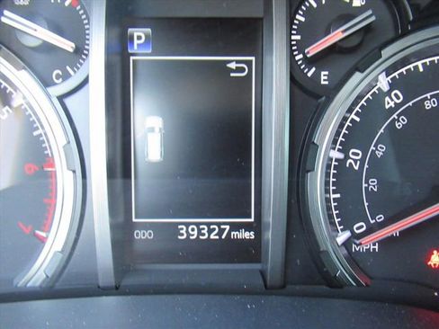 Used 2024 Toyota 4Runner Limited RWD image 27
