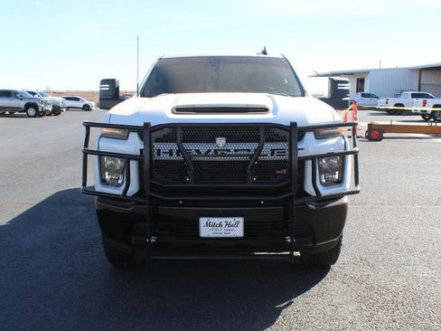 Used 2022 Chevrolet Silverado 2500 Custom w/ Custom Convenience Package image 9