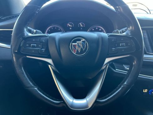 Used 2022 Buick Enclave Essence image 20