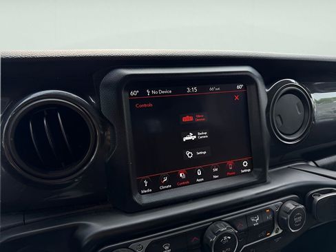 Used 2022 Jeep Gladiator Sport AWD/4WD image 24