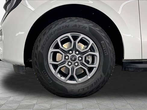 Certified 2025 Ford Expedition Max Active AWD/4WD image 9