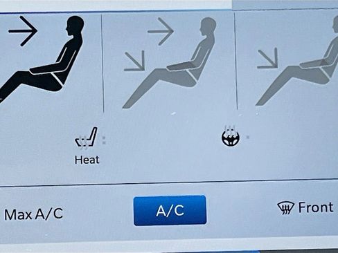 New 2026 Chrysler Pacifica Select image 19