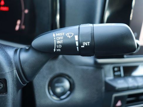 Used 2025 Toyota Camry LE image 25