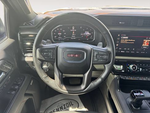 Used 2025 GMC Sierra 1500 AT4 w/ AT4 Premium Package AWD/4WD image 12