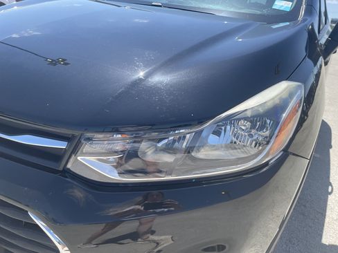 Used 2020 Chevrolet Trax LS w/ Tint and Cruise Package FWD image 10