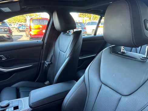 Used 2025 BMW 330i Sedan RWD image 12