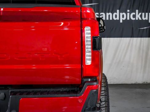 Used 2023 Ford F250 Lariat w/ Lariat Ultimate Package image 43