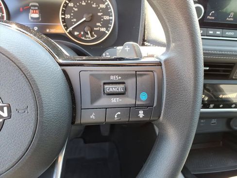 Used 2023 Nissan Rogue SV AWD/4WD image 25