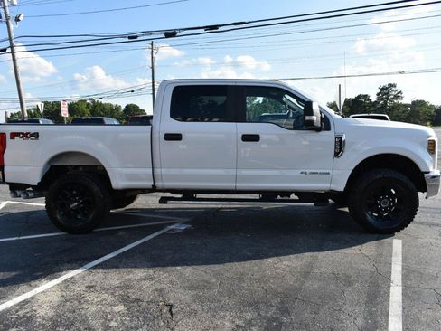 Used 2019 Ford F250 XL w/ STX Appearance Package AWD/4WD image 9