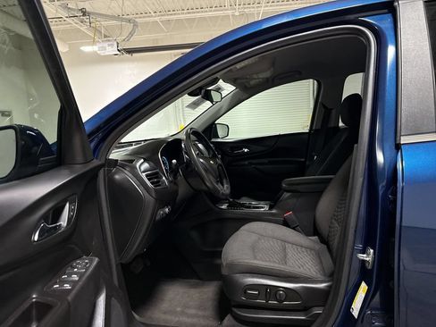 Used 2021 Chevrolet Equinox LT w/ Driver Convenience Package FWD image 19