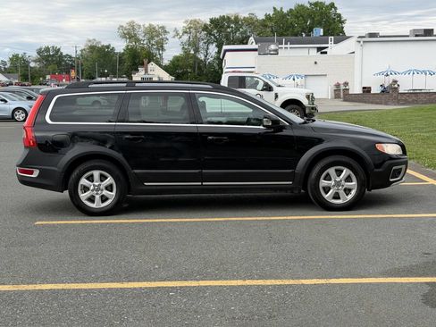 Used 2013 Volvo XC70 3.2 AWD/4WD image 4