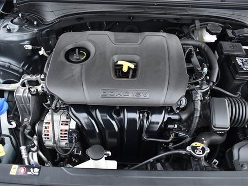 Certified 2023 Kia Forte LXS image 28