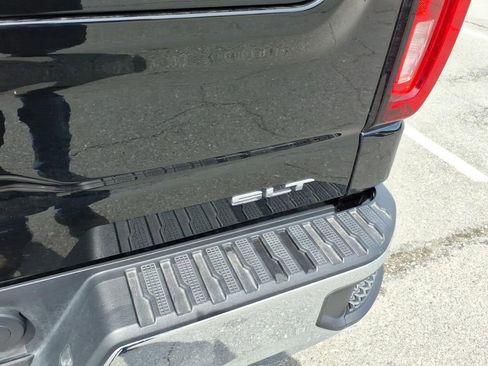 Used 2026 GMC Sierra 1500 SLT AWD/4WD image 5