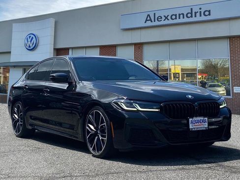 Used 2022 BMW 530i w/ Executive Package RWD image 1