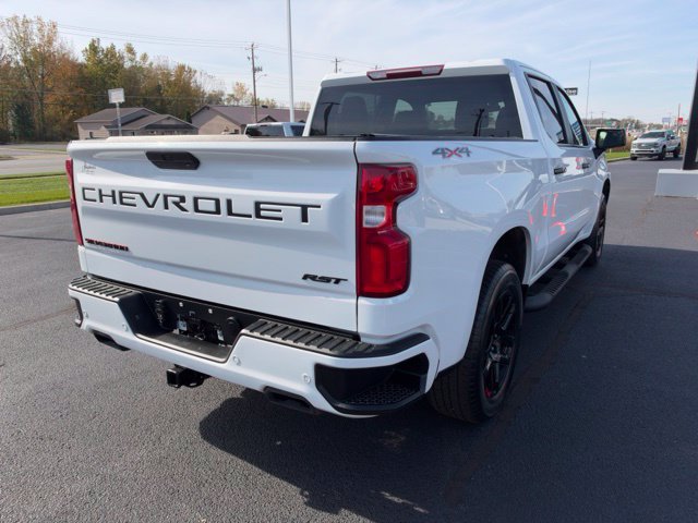 Used 2022 Chevrolet Silverado 1500 RST w/ Redline Edition AWD/4WD image 16