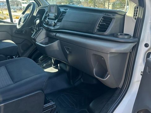 Used 2024 Ford Transit 250 Low Roof w/ Exterior Upgrade Package image 28