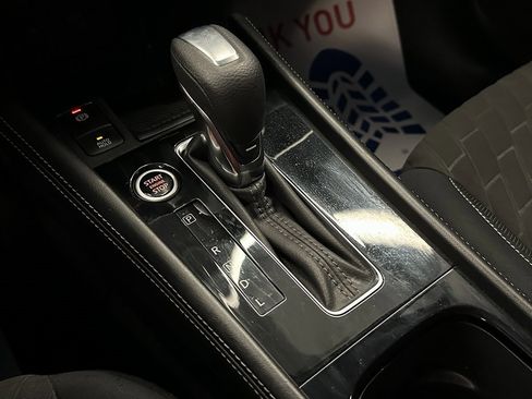 Used 2023 Nissan Kicks SV image 16