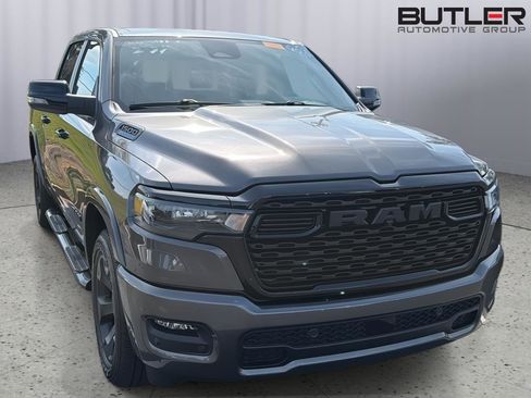 Used 2025 RAM 1500 Big Horn w/ Night Edition RWD image 5