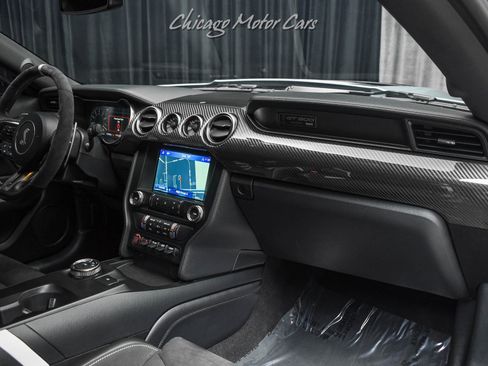 Used 2022 Ford Mustang Shelby GT500 w/ Carbon Fiber Track Pack image 22