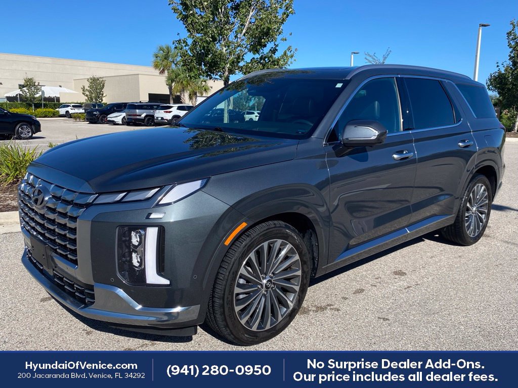 Certified 2024 Hyundai Palisade Calligraphy FWD image 12