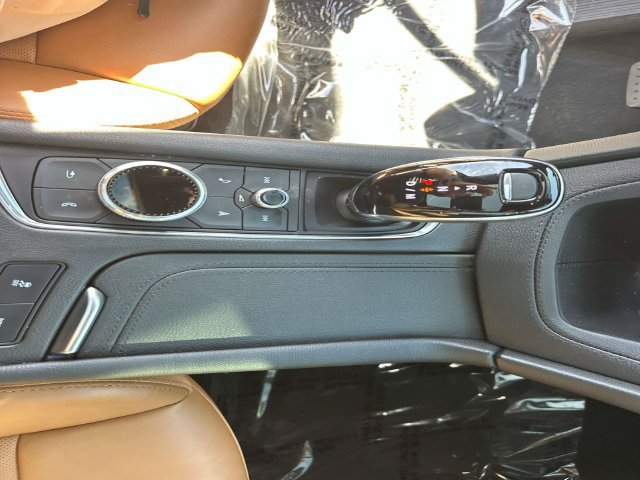 Used 2025 Cadillac XT5 Premium Luxury w/ Technology Package FWD image 25