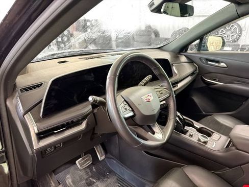 Used 2024 Cadillac XT4 Sport AWD/4WD image 8