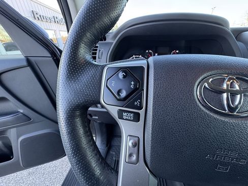 Used 2023 Toyota 4Runner SR5 Premium image 23